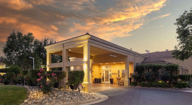 Best Western PLUS Inn Dixon, Book Hotel Hoteller i Davis med pool, Swimmingpool