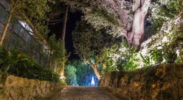 La Canonica dei Fiori - Anna Fendi Country House, Prenota Hotel Hotel a Lazio con parcheggio, Parcheggio