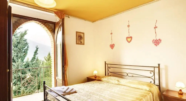 Hotel Lo Smeraldo, Book Hotel Roccavivara Molise