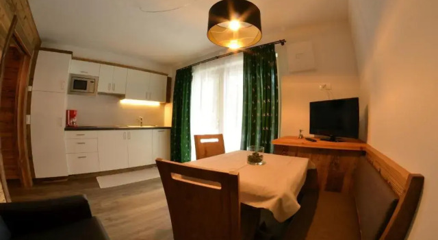 Апартаменты c 1 комнатой Alpine Mountain Chalet