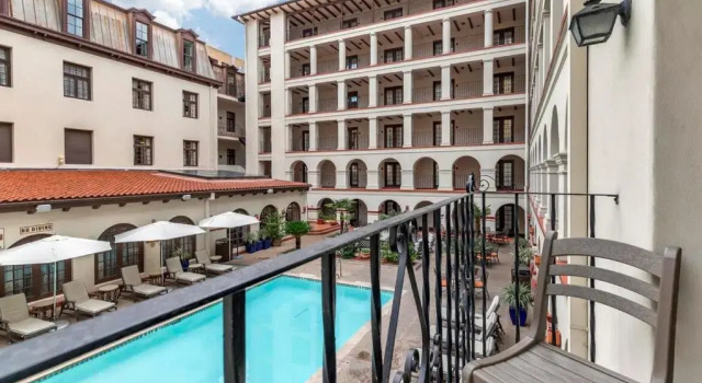 Четырёхместный номер Standard с видом на реку Omni La Mansion del Rio