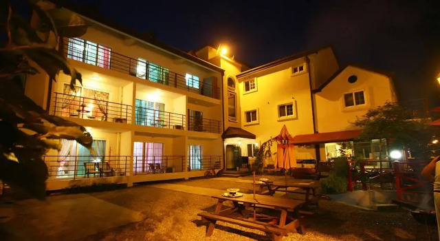 Chuncheon Flower Pension, Prenota Hotel Chuncheon Gangwon-Do