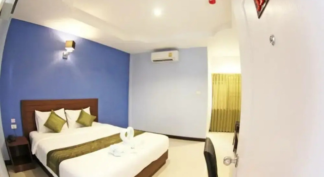 Номер Deluxe BK Place Hotel