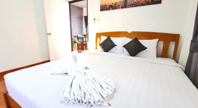 Thai Orange Villas