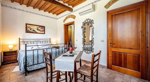 Agriturismo Cesani, Book Hotel Hoteller i Val D'Elsa med pool, Swimmingpool