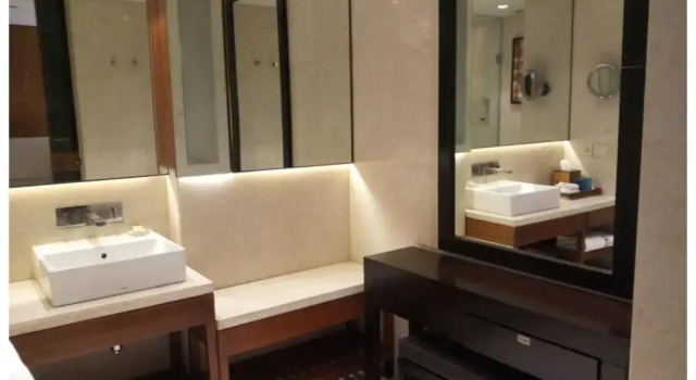 Двухместный номер Superior Taj Surajkund Resort & Spa, Delhi NCR