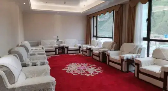 Bliss Hotel