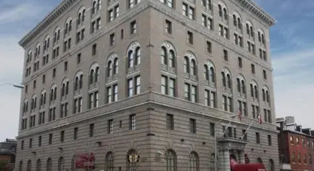 Четырёхместный номер Standard Hotel Indigo Baltimore Downtown by IHG