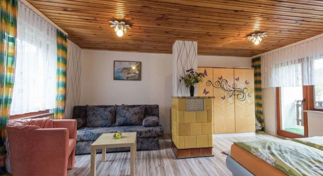 Sunny Terrace & Quiet Stay, Book Vacation Home Hotels in Finsterbergen with Parking, Parking