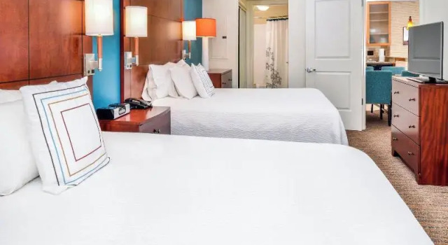 Четырёхместный люкс c 1 комнатой Residence Inn Marriott Waynesboro