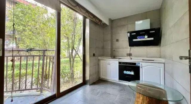 Suite Yijian Hostel