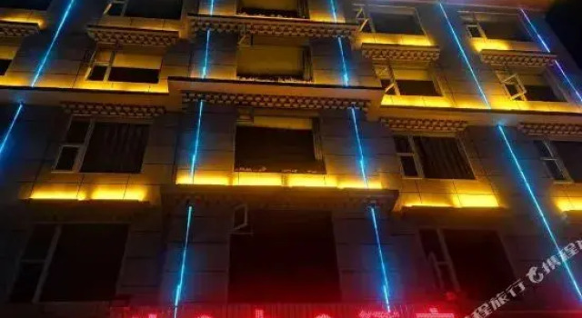 8090 Hotel