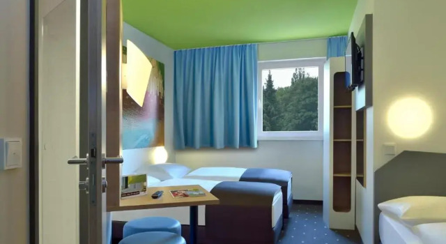 Трёхместный номер B&B Hotel Hamburg-Wandsbek