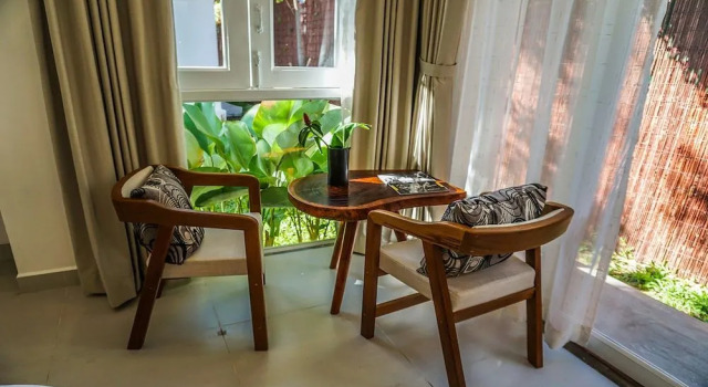 Unique Private Villas, Забронировать Отель СПА-отели Сиемреап, рядом с Ночной рынок Ангкор, SPA-услуги