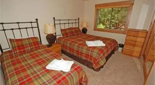 2806 Springwood Drive 4 Bedroom Home by RedAwning