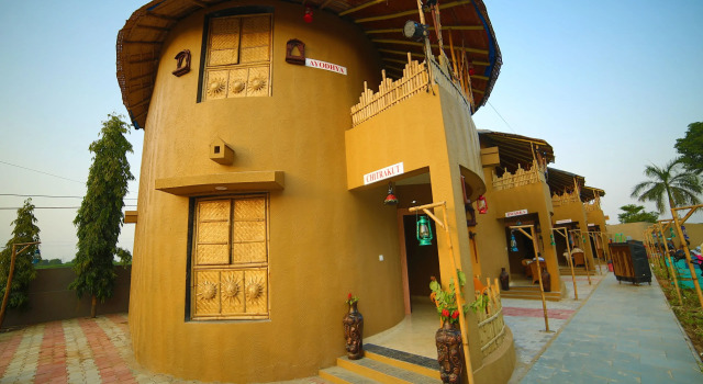 Hotel Natraj & Resort, Prenota Resort Grambharti 