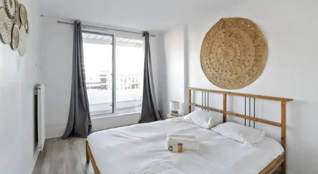 Large and bright flat 4 min walking to Paris La Défense Arena - Welkeys, Забронировать Отель Нантер Дефанс