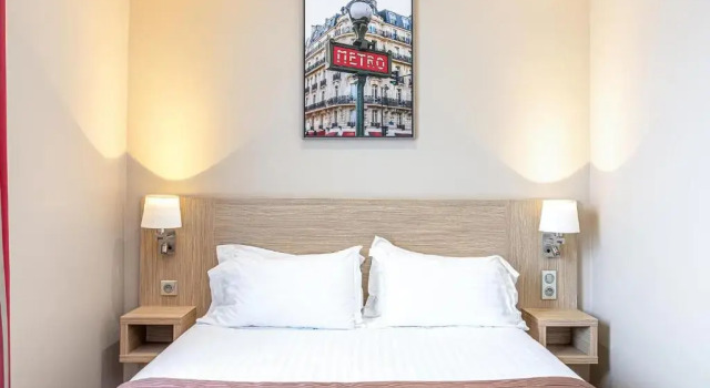 Номер Classic с видом на город Paris dIssy Hôtel Porte de Versailles