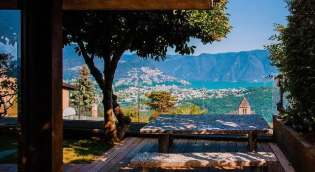 Номер Standard Family suite with garden and amaizing view to Lugano