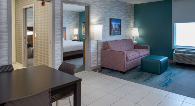 Люкс Home2 Suites St. Louis / Forest Park