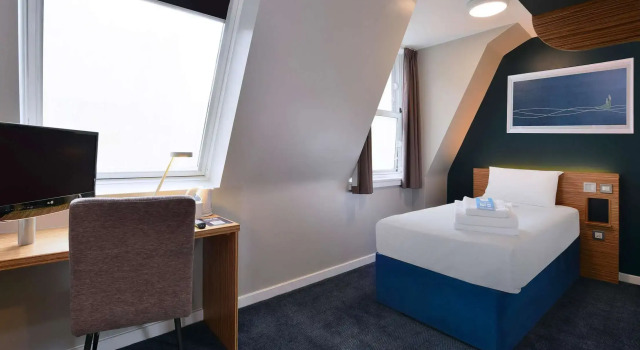 Travelodge London Vauxhall, Забронировать Отель Отели Большого Лондона с завтраком, Завтраки