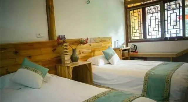 Futian Yiye Inn, Prenota Hotel Hotel a Lishui con parcheggio, Parcheggio