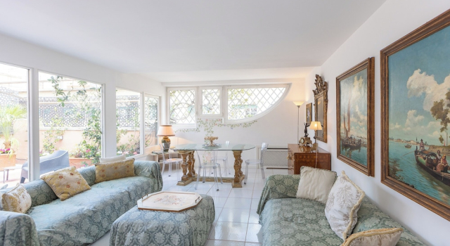 Апартаменты Rental in Rome Rental in Rome Tre Lune Penthouse
