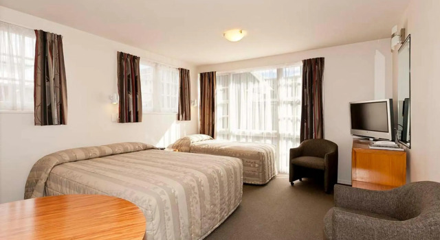 Colonial Inn Motel, Забронировать Мотель Merivale 