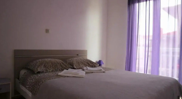Apartment Lončarević, Забронировать Апартаменты/квартира Отели Хвара с парковкой, рядом с Church of the Holy Spirit Hvar, Парковка