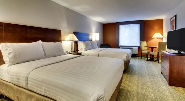Четырёхместный номер Standard Holiday Inn Express & Suites - Lincoln East - White Mountains by IHG