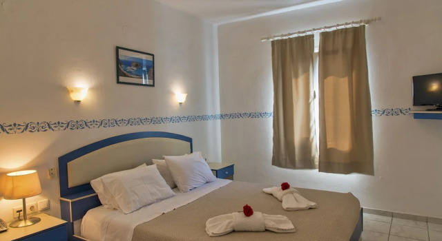 Семейные апартаменты с балконом и с видом на море Castri Village Hotel