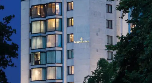 Four Seasons Hotel London at Park Lane