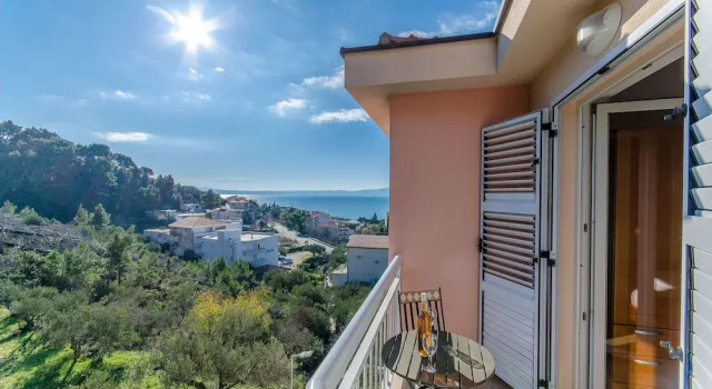 Apartments Seaview, Buchen Sie Ferienwohnung Hotels in Gespanschaft Split-Dalmatien mit Pool, Schwimmbad