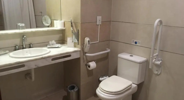 Двухместный номер Howard Johnson Hotel Yerba Buena
