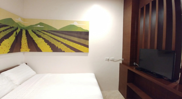 Bed and Bath Serviced Suites, Забронировать Отель Недорогие отели Илоило, рядом с Торговый центр SM City Iloilo, недорого