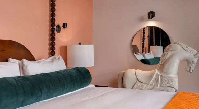 Casa Vista 6BR Villa, 16p Jacuzzi Pool, Staff & Breakfast, Забронировать Вилла Отели Сан-Мигель-де-Альенде с бассейном, Бассейн