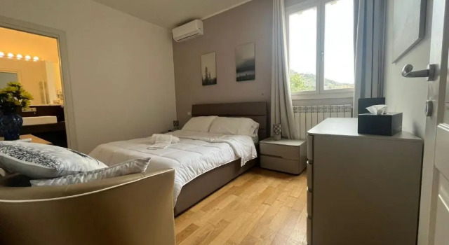 Horizon Suites, Забронировать Отель Отели Чефалу с бассейном, рядом с Пляж Чефалу, Бассейн