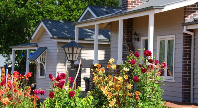 Коттедж Deluxe Marysville Garden Cottages