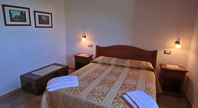 Agriturismo in the Hills, Private Terrace, Swimming Pool and Beautiful View, Varaa Hotelli Trevi Umbria