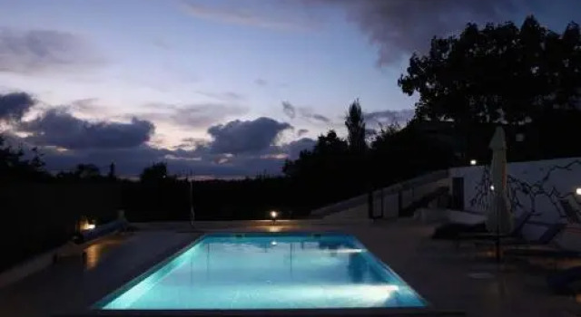 Casal Da Eira Branca, Rezervovat Hotel Hotely v Oeste s parkováním, Parkování