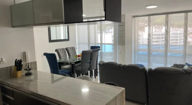 Moderno apartamento esperando por ti G, Rezerwuj Apartament Hotele w Santander z parkingiem, Parking