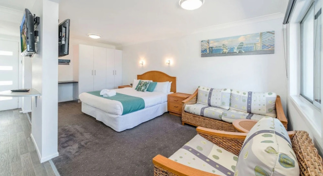 Студия Deluxe Adrift Apartments Yamba