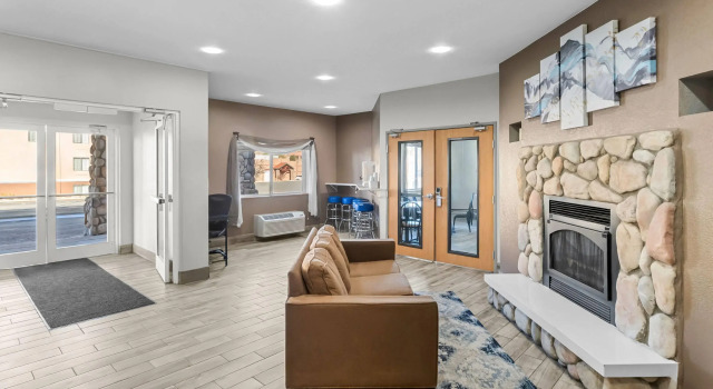 Days Inn & Suites by Wyndham Castle Rock, Reserva ahora Hotel Castle Rock Colorado