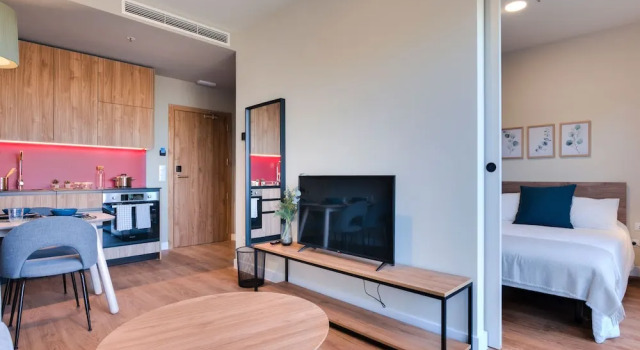 Студия Superior Livensa Living Studios Madrid Alcobendas Parking Free