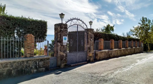 Apartamentos Baeza RN, Book Lejlighed Hoteller i Baeza med pool, Swimmingpool