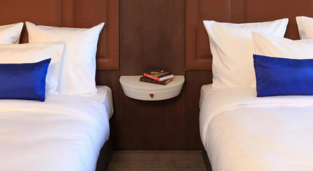 Семейный номер Standard Renaissance Paris Hippodrome de St. Cloud Hotel