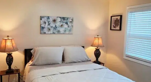 Toria Suites Condo 924
