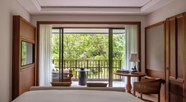 Номер Premier Anantara Ubud Bali Resort