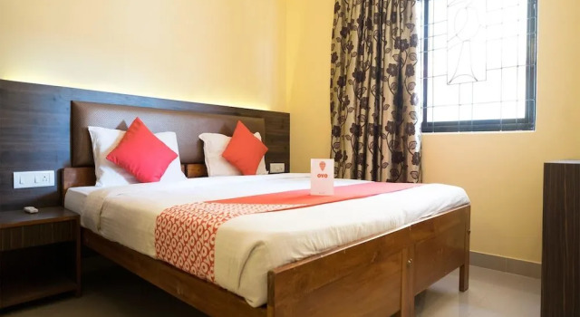 OYO 878 Hotel Sunkissed Plaza