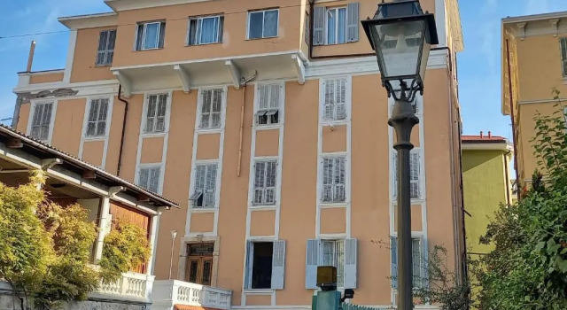 Garibaldi 111